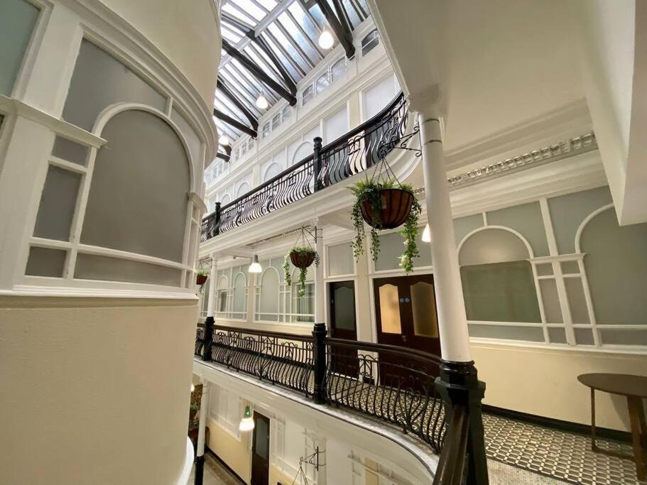 Victoria Street Apartment Sleeps 2 リヴァプール エクステリア 写真